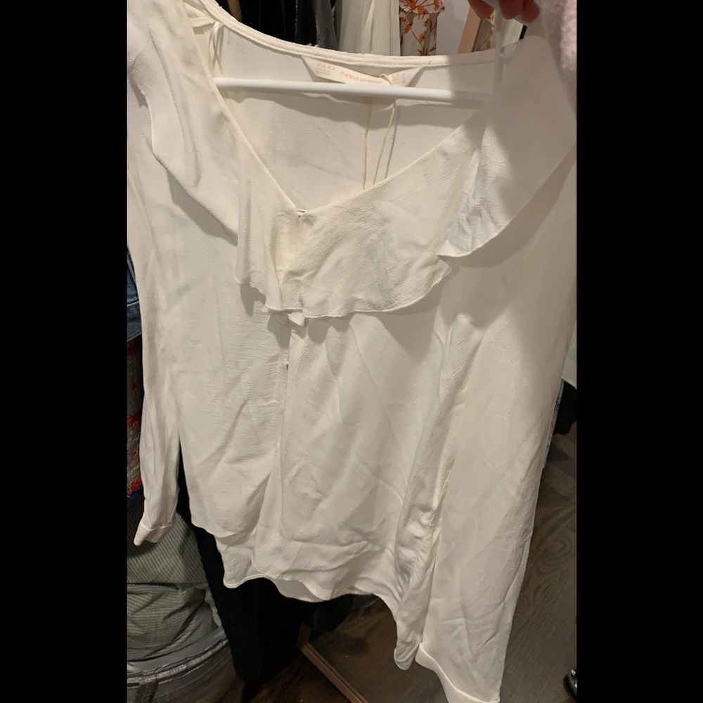 Zara Ivory/Off White shirt blouse in size M